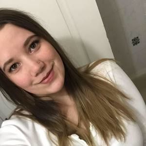 Meet your Posher, Hannah